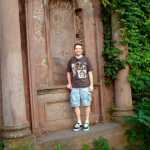 Bond Tomb