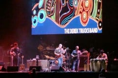 Derek rocks the Palace