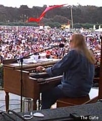 allman-19-crowd.jpeg
