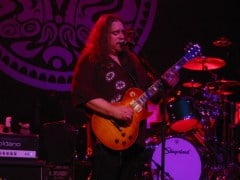 Warren Haynes Hittin the note