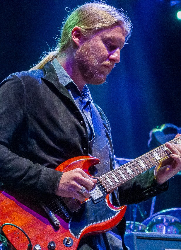 Derek Trucks playing his Gibson SG