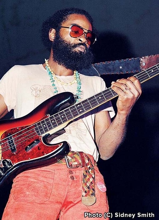 Lamar Williams playing bass