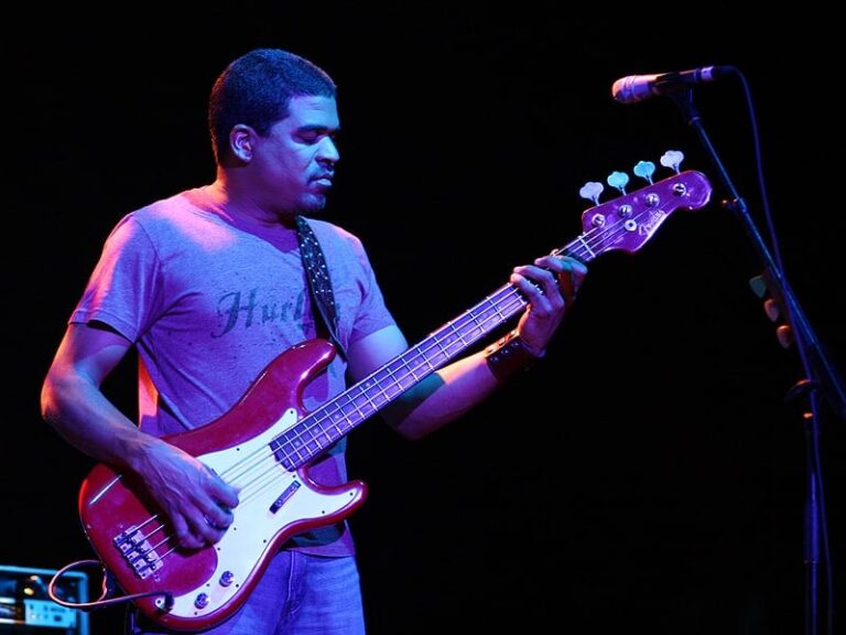 Oteil3 8 17 07 1.jpg