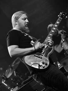 derek trucks interview gibson@1400x1866 696x929