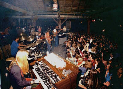 allman brothers and crowd at the warehouse