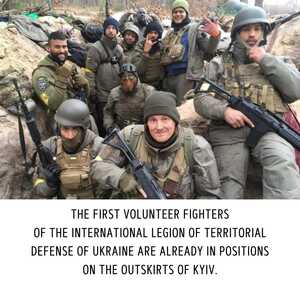 volunteer fighters for ukraine